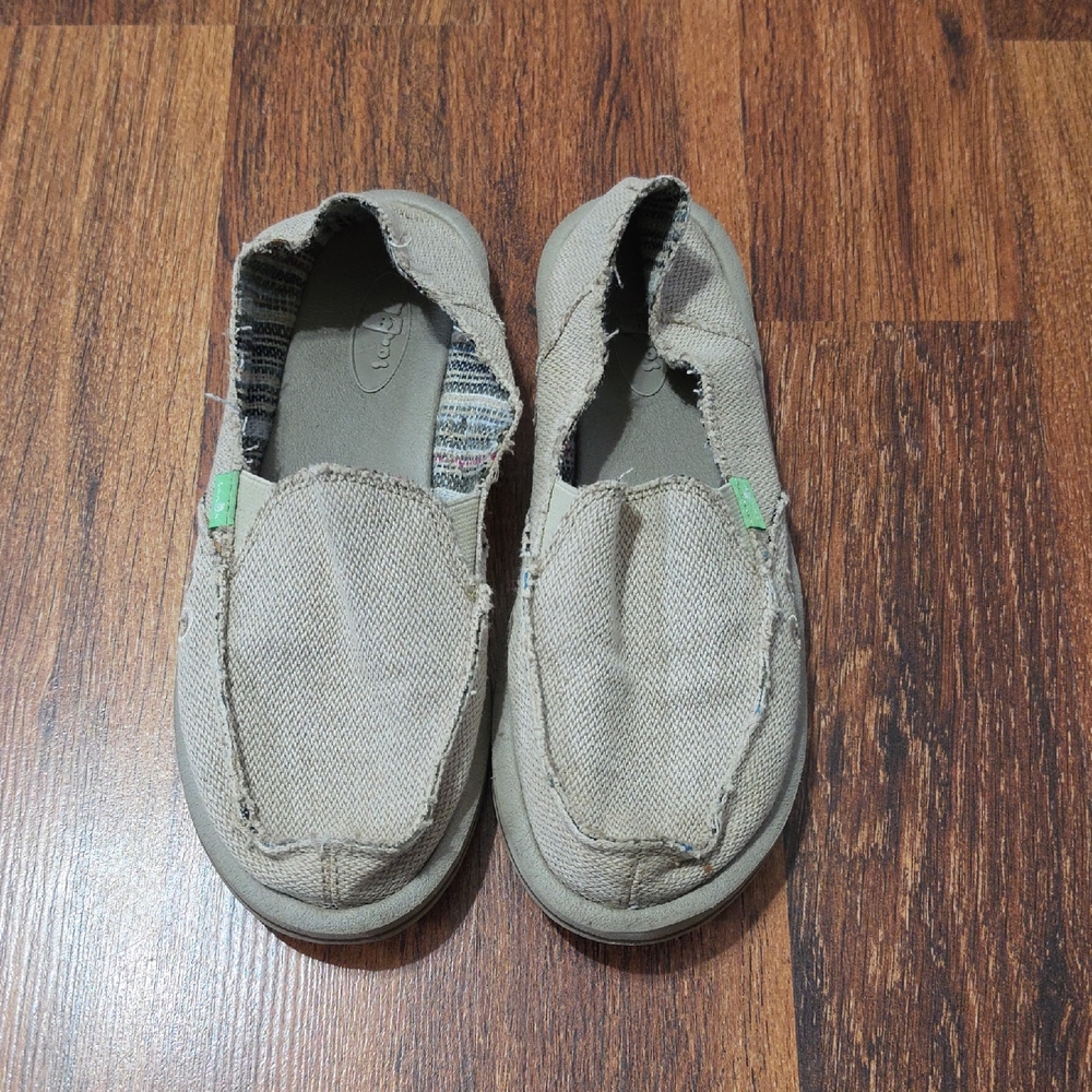 Sanuk Beige Canvas Slip-On Moccasins with Green Tabs
